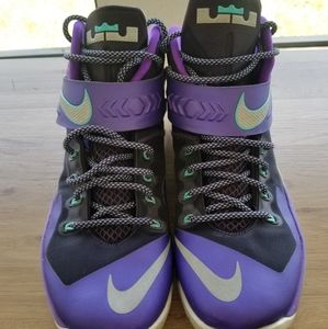 Lebron Soldier's